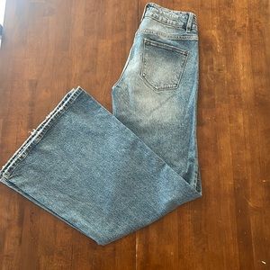 Never worn boutique wide leg jeans